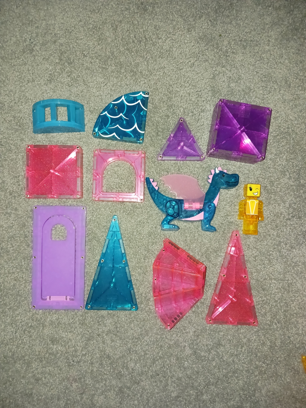 MAGNA-TILES Castle 25-Piece and Castle DLX 48-Piece Magnetic Construction Sets - Picture 2 of 9